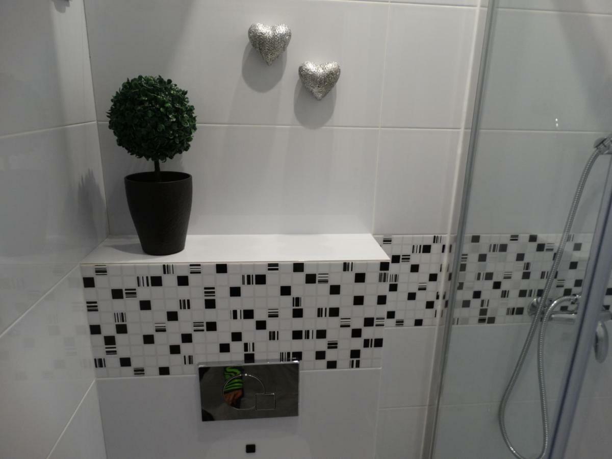 Apartament "Eli" ทอรูน ภายนอก รูปภาพ