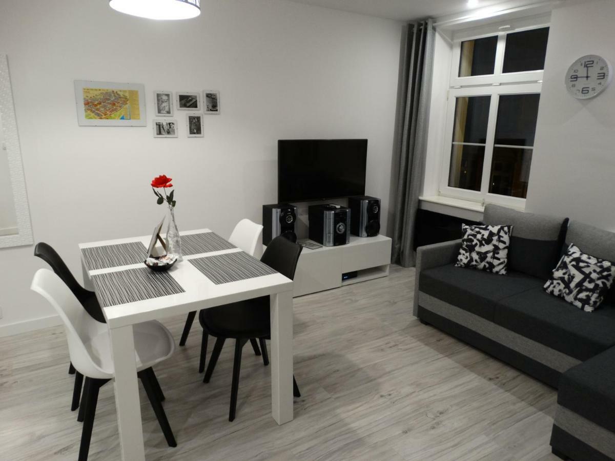 Apartament "Eli" ทอรูน ภายนอก รูปภาพ
