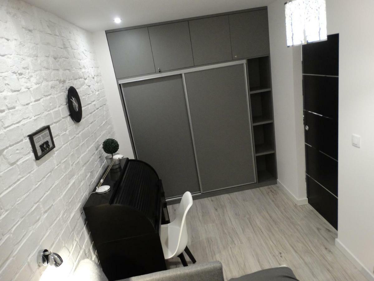 Apartament "Eli" ทอรูน ภายนอก รูปภาพ