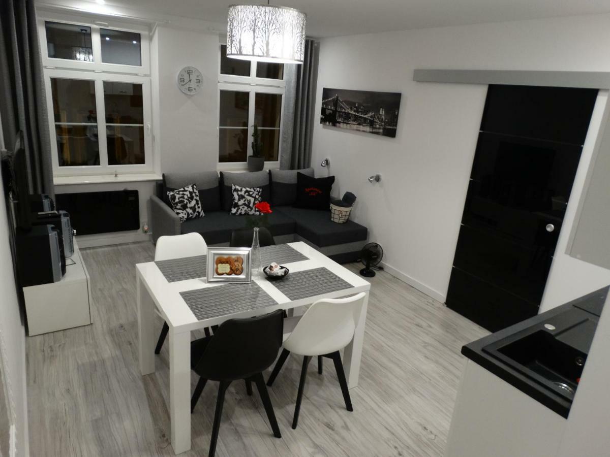 Apartament "Eli" ทอรูน ภายนอก รูปภาพ