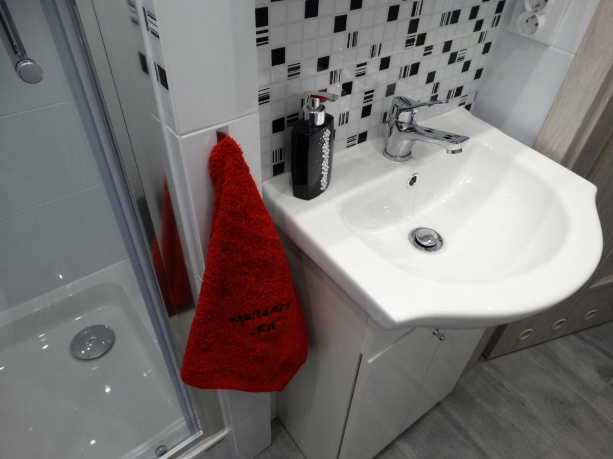 Apartament "Eli" ทอรูน ภายนอก รูปภาพ