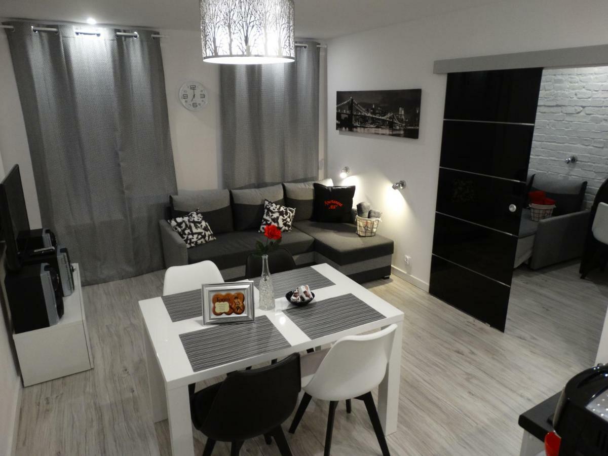 Apartament "Eli" ทอรูน ภายนอก รูปภาพ