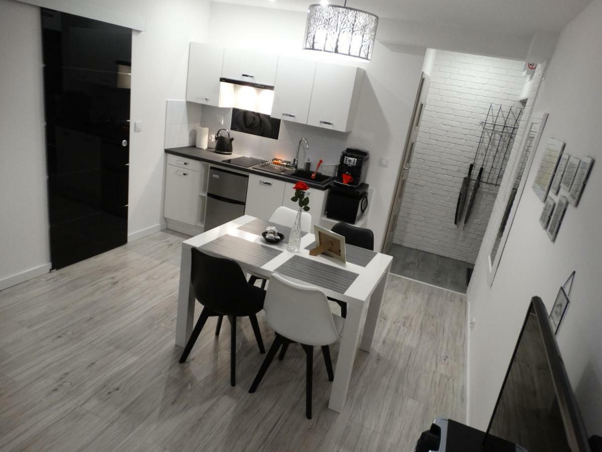 Apartament "Eli" ทอรูน ภายนอก รูปภาพ